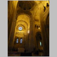 Sé de Lisboa, photo deror_avi, south transept.JPG